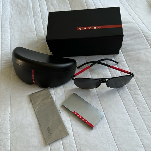 Prada Aviator unisex brand new glasses - Picture 1 of 8